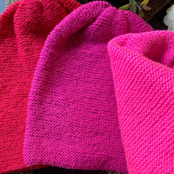 100% handmade Soft wool slouchy convertible Hat/beanie - Picture 2 of 12